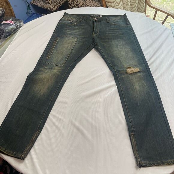 Demolition Destroyed Distressed Men’s Denim Jeans Size 38 X 33 - Picture 1 of 11